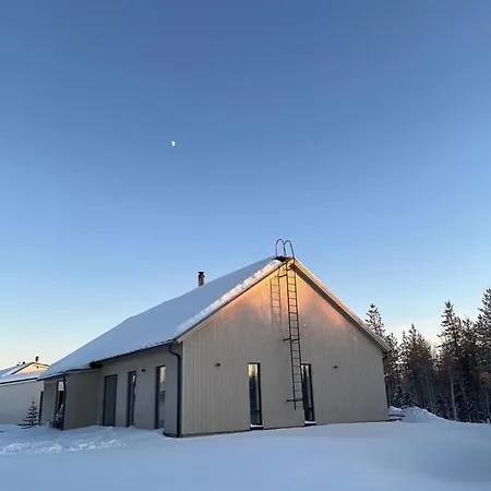 Arctic Cozy Home דירה