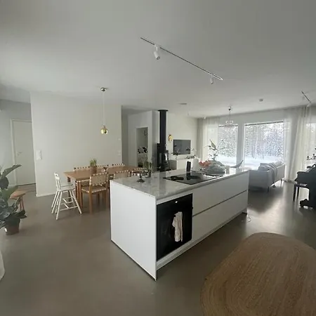 Arctic Cozy Home דירה